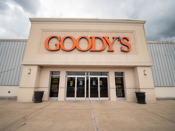 Demopolis Towne Center: 505 US Highway 80 W, Demopolis, AL 36732